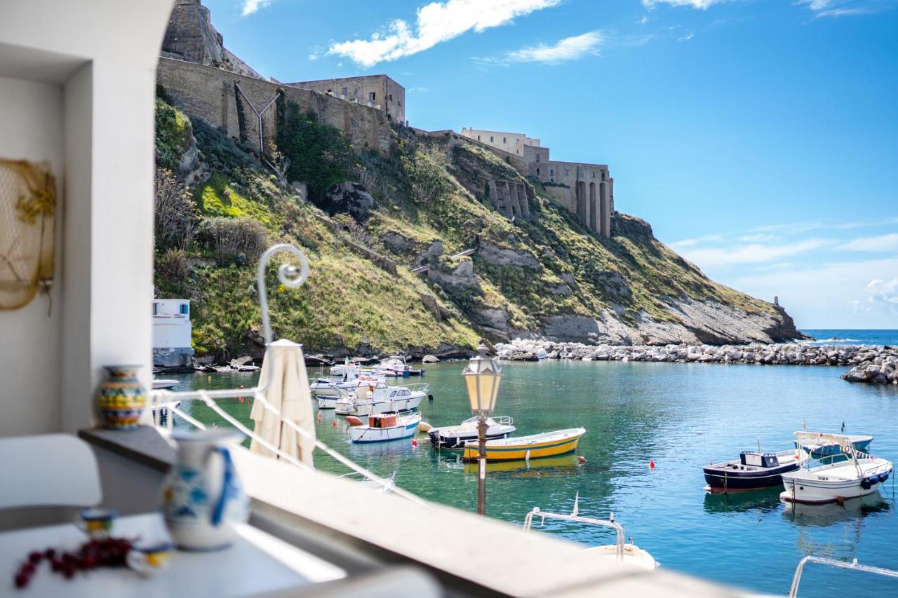 프로치다 Casa Cinzia In Marina Di Corricella 빌라 외부 사진